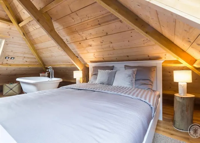 Anjara Tsara Yvetot-Bocage